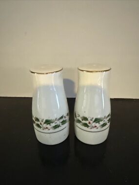 White Porcelain Holiday Salt and Pepper Shakers with Green Holly Accent